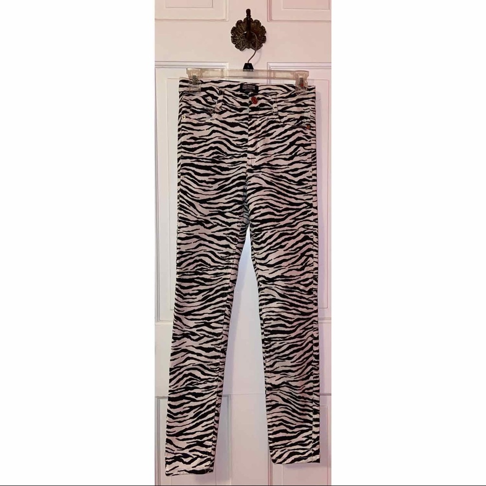 Zebra-striped Jeans from Zara - Picture 3 of 5